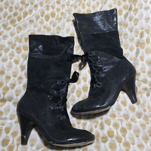 Poetic License Black Leather Boots Heeled Laced Size 8